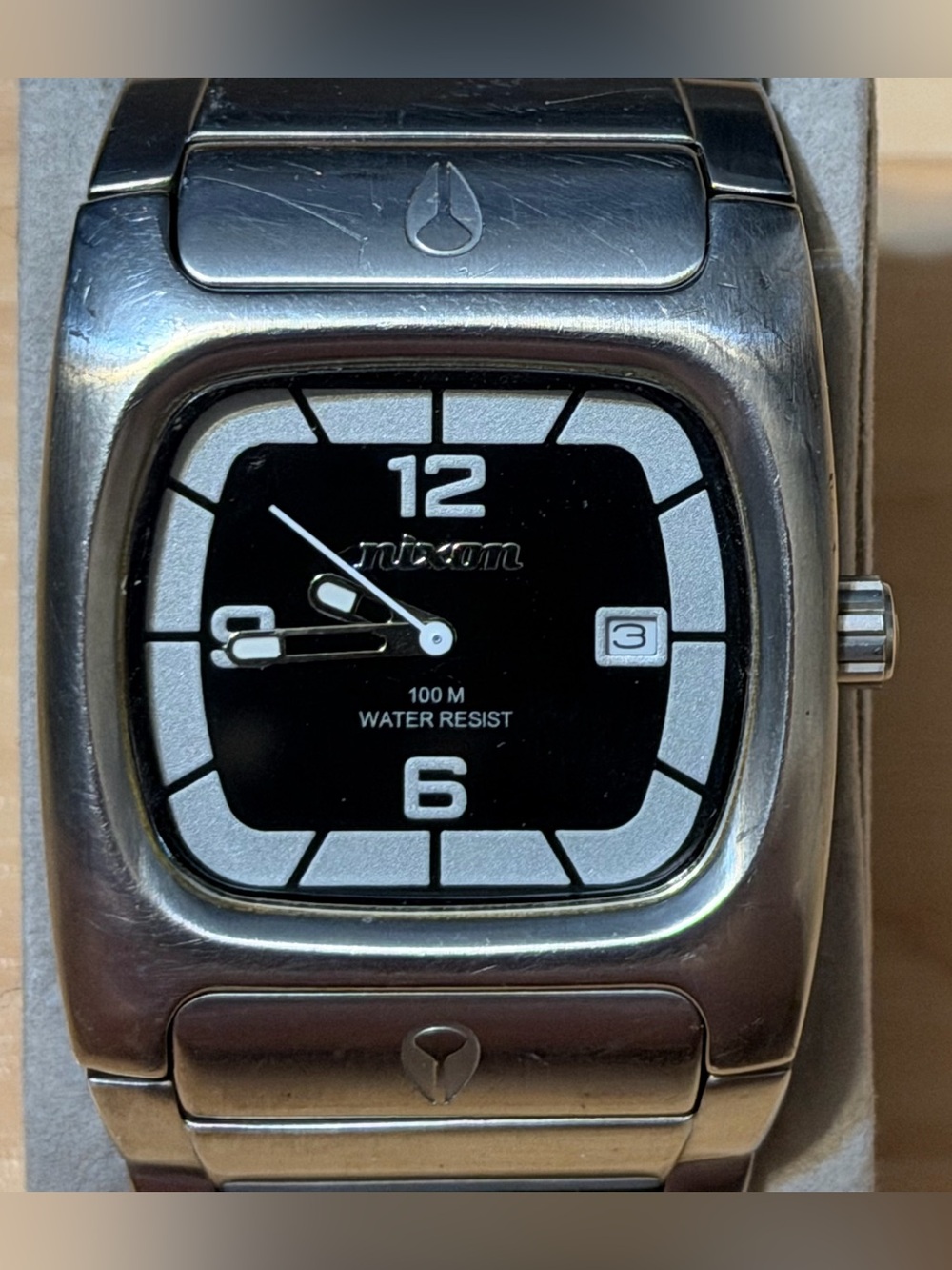 Nixon The El Dorado Size Matters Black White Silver Men's Analog Surf Watch RUNS